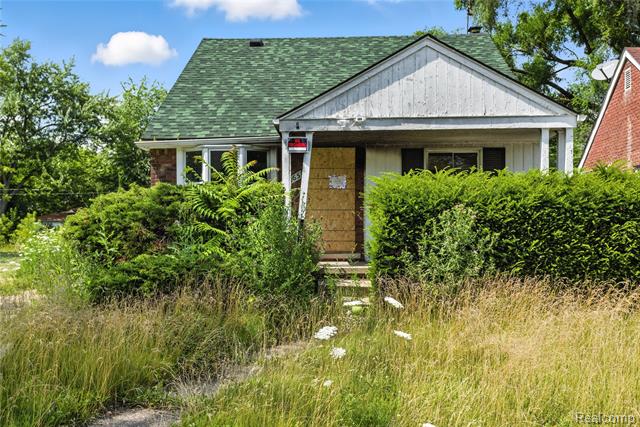 front view picture of 13065 Elmdale Street, Detroit, MI. 48213