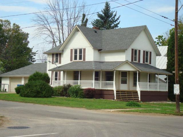 front view picture of 246 S Main St, Camden, MI. 49232