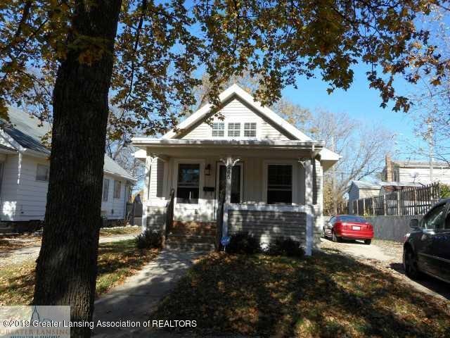 front view picture of 1245 Parkview Street, Lansing, MI. 48912