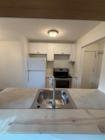 front view picture of 21761 Hillside Apt 1A, Clinton Township, MI. 48035