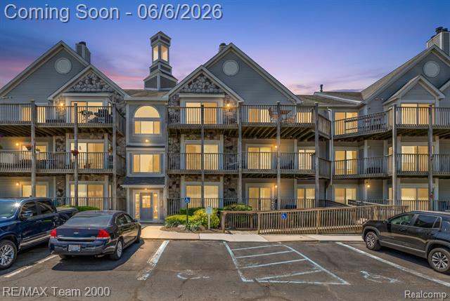 front view picture of 37522 Jefferson, Harrison Township, MI. 48045