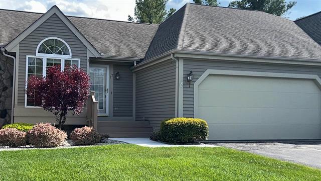 front view picture of 17 E Drake, Saginaw, MI. 48603