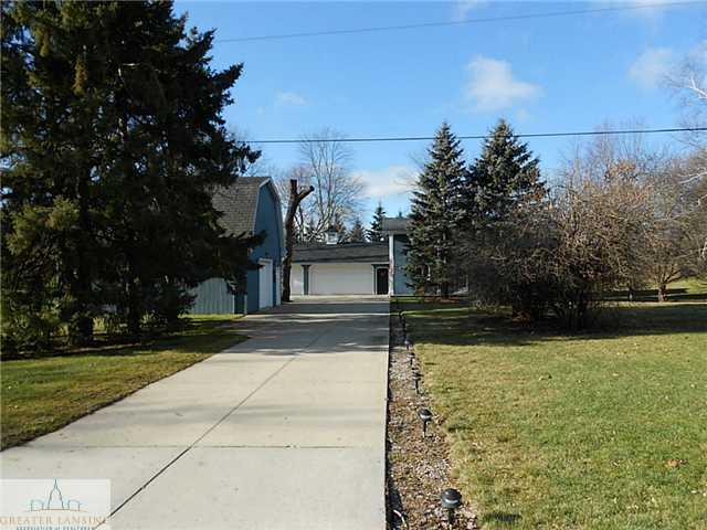 front view picture of 1012 Turner, Dewitt, MI. 48820