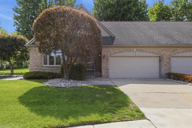 front view picture of 47153 Mission Valley, Macomb, MI. 48042