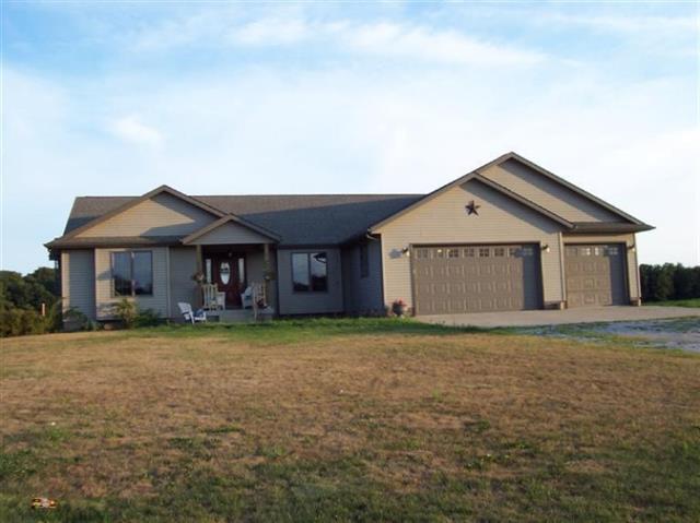 front view picture of 7080 E Holland Lake Rd, Carson City, MI. 48811