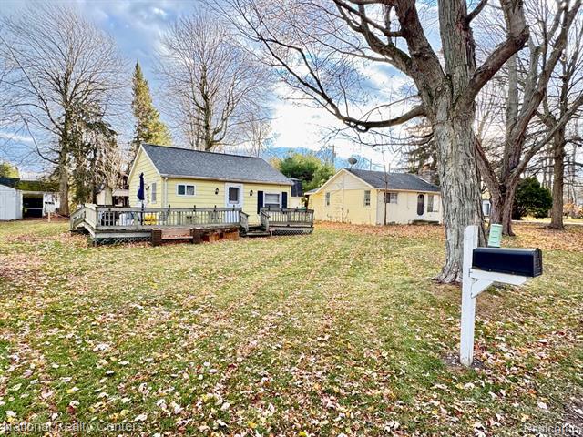 front view picture of 7420 Birchwood, Lexington, MI. 48450