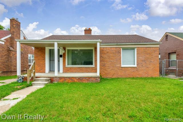front view picture of 20154 Hubbell Street, Detroit, MI. 48235