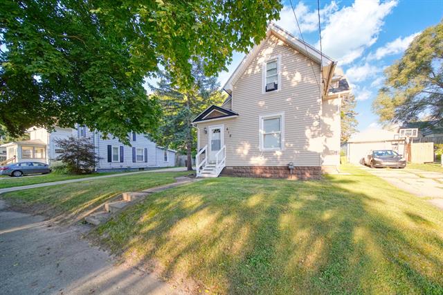front view picture of 610 Edgewood, Jackson, MI. 49202