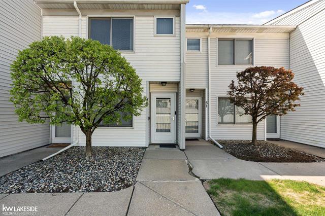front view picture of 49 Rosebud, Mount Clemens, MI. 48043