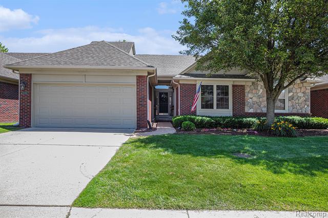 front view picture of 50062 E Lexington, Utica, MI. 48317