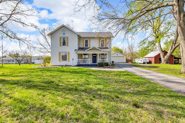 front view picture of 12751 Erie Rd, Albion, MI. 49224