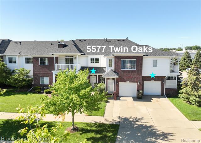 front view picture of 5577 Twin Oaks Dr., Sterling Heights, MI. 48314