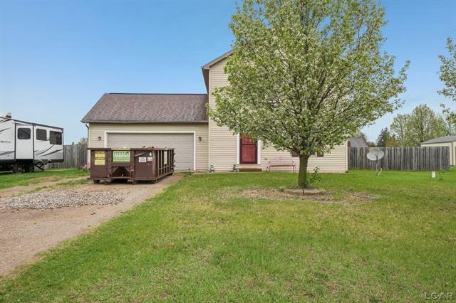front view picture of 2924 E Valley Rd, Adrian, MI. 49221