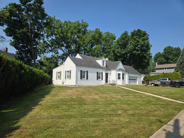 front view picture of 1115 W Maumee, Adrian, MI. 49221