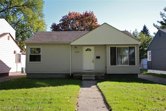 front view picture of 26098 Palmer St, Madison Heights, MI. 48071