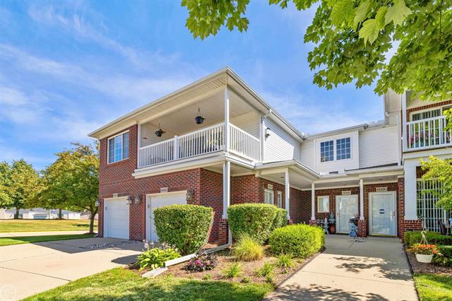 front view picture of 14322 Moravian Manor Circle, Sterling Heights, MI. 48312