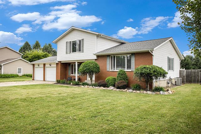 front view picture of 218 Adolph Shores Dr, Coldwater, MI. 49036