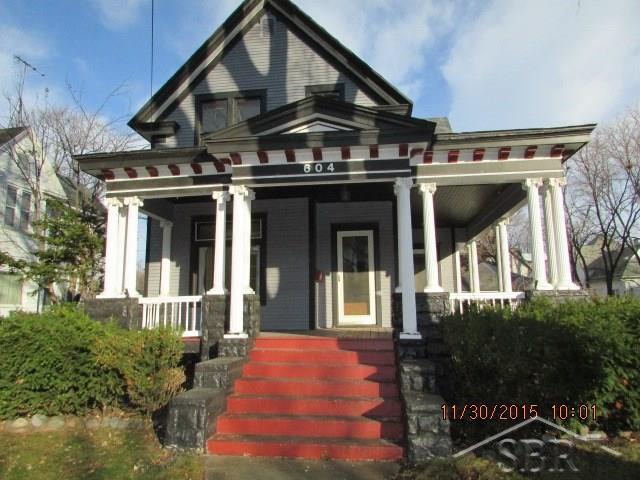 front view picture of 604 W Midland St, Bay City, MI. 48706