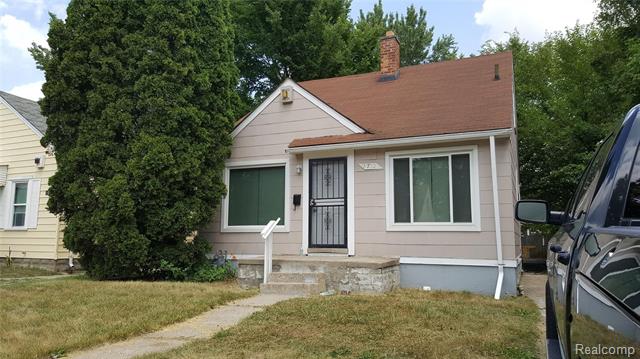 front view picture of 11722 Hubbell Street, Detroit, MI. 48227