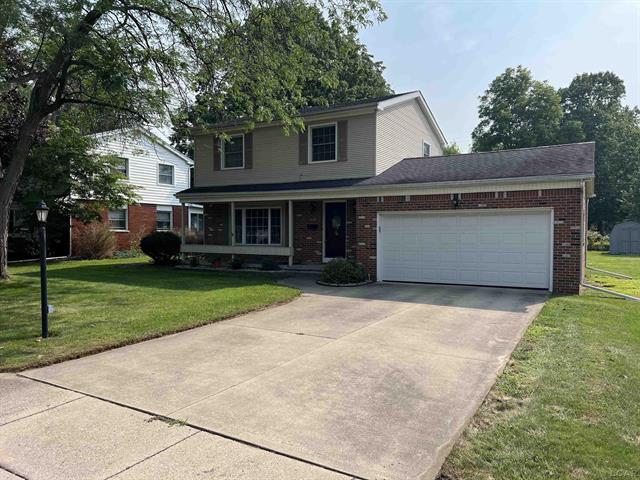 front view picture of 224 Maple St, Tecumseh, MI. 49286