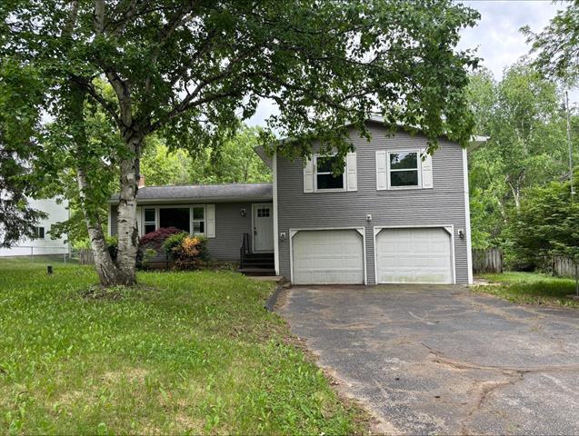 front view picture of 1965 E Kimmel Rd, Jackson, MI. 49201