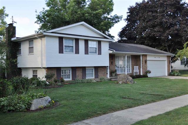 front view picture of 808 Stevens Dr., Owosso, MI. 48867