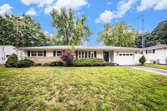 front view picture of 440 Marshall St, Brooklyn, MI. 49230