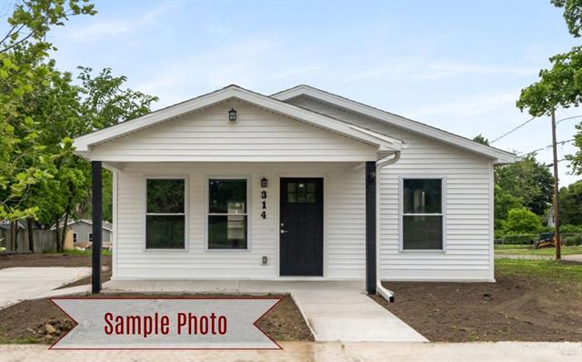 front view picture of 707 Homewild, Jackson, MI. 49201