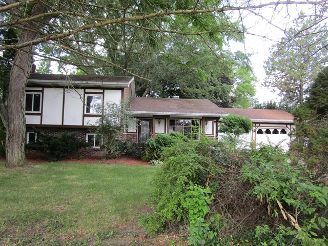 front view picture of 104 Kilkelly Street, Eaton Rapids, MI. 48827