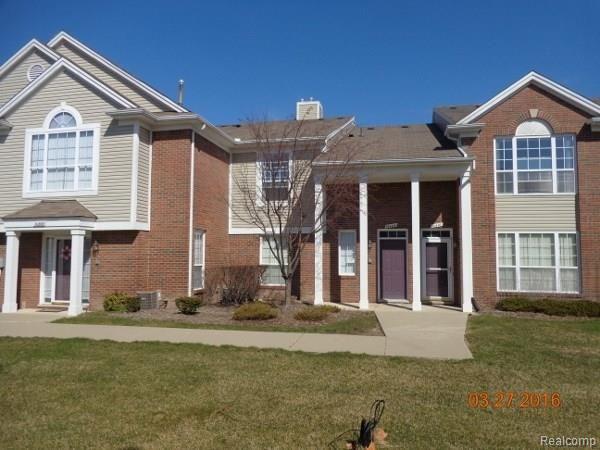 front view picture of 16404 Dominion Drive, Macomb, MI. 48044