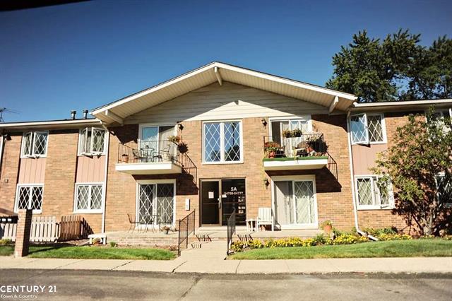 front view picture of 54777 Shelby Rd, Shelby Township, MI. 48316