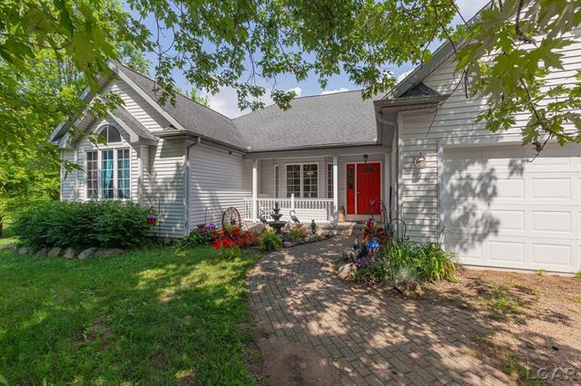 front view picture of 15858 Lelah Lane, Addison, MI. 49220