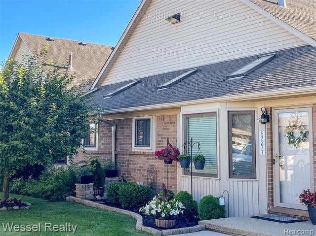 front view picture of 57271 Silver Maple, Washington, MI. 48094