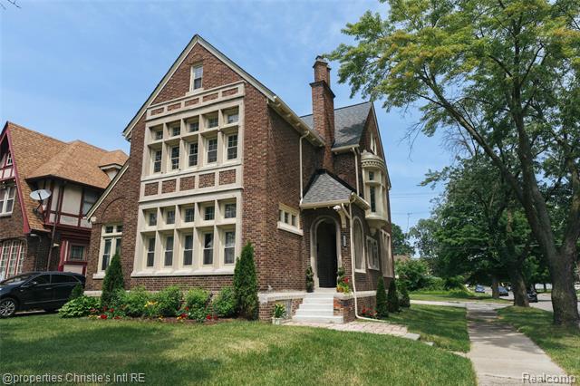 front view picture of 8604 La Salle Boulevard, Detroit, MI. 48206