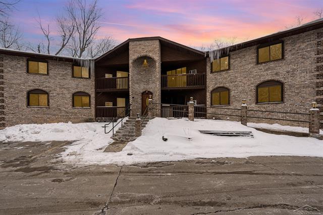 front view picture of 3339 S Cabaret Trail A-4, Saginaw, MI. 48603