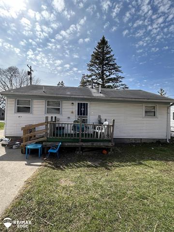 front view picture of 2928 Walters Dr, Saginaw, MI. 48601