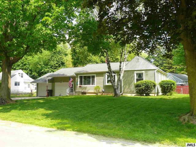 front view picture of 2531 Ashton, Jackson, MI. 49203