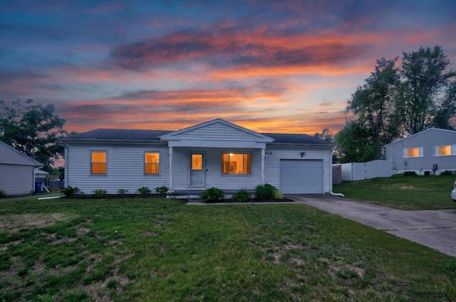 front view picture of 5605 Holly Dr, Jackson, MI. 49201