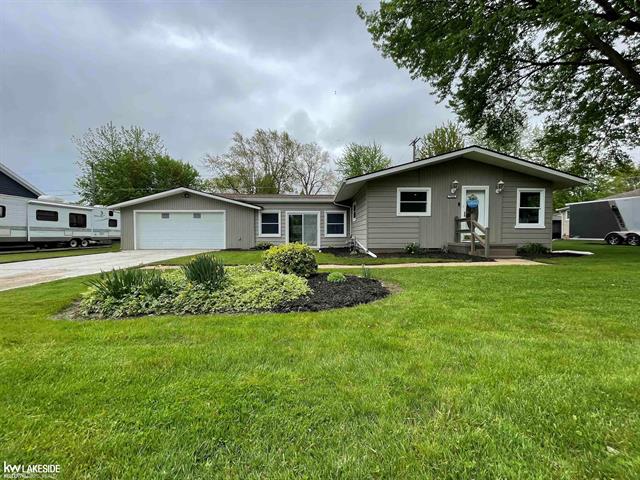 front view picture of 7314 Aspen, Lexington, MI. 48450