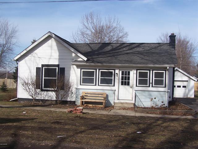 front view picture of 418 W North St, Tekonsha, MI. 49092