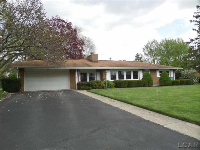 front view picture of 1004 Red Mill Dr., Tecumseh, MI. 49286
