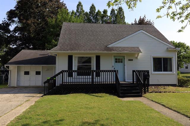 front view picture of 600 Center Drive, Tecumseh, MI. 49286