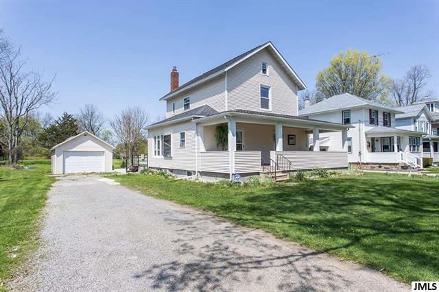 front view picture of 114 S King St, Brooklyn, MI. 49230