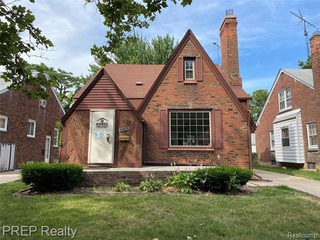 front view picture of 5910 Hillcrest Street, Grosse Pointe, MI. 48236