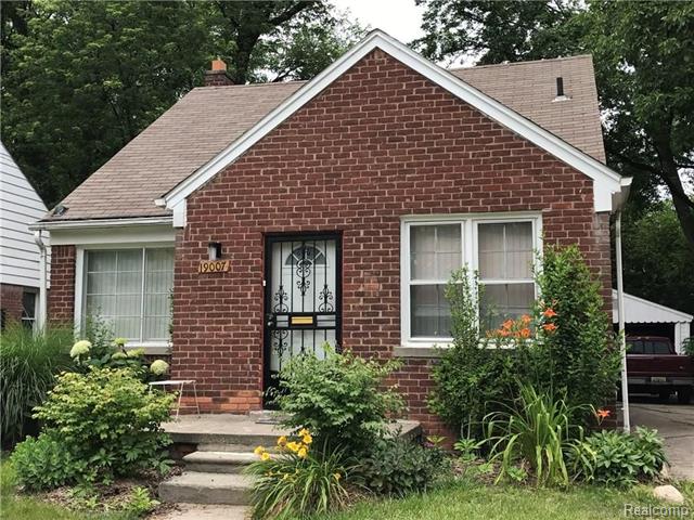 front view picture of 19007 Kentfield Street, Detroit, MI. 48219