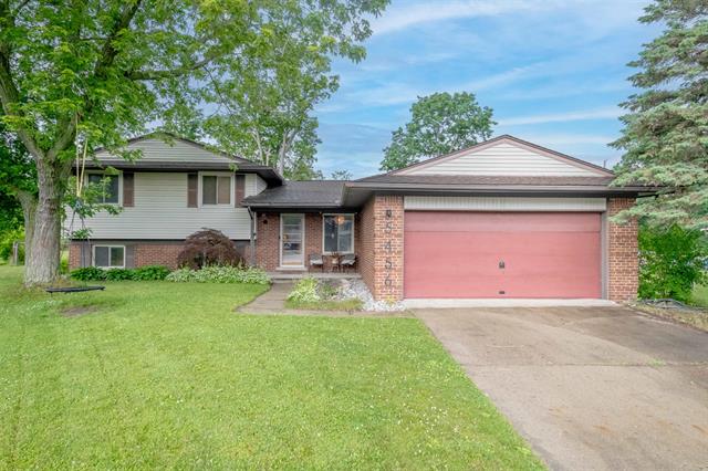 front view picture of 5456 Fairview Drive, Grand Blanc, MI. 48439