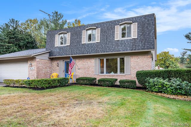 front view picture of 9175 Saddle Horn Drive, Flushing, MI. 48433