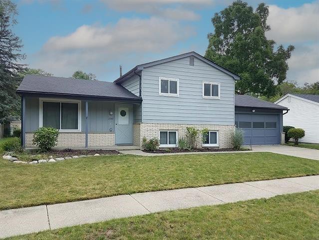 front view picture of 1745 David Court, Ann Arbor, MI. 48105