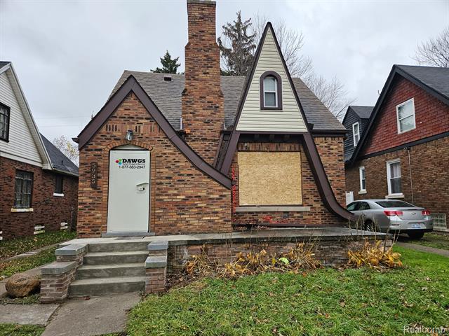 front view picture of 5935 Devonshire Road, Detroit, MI. 48224