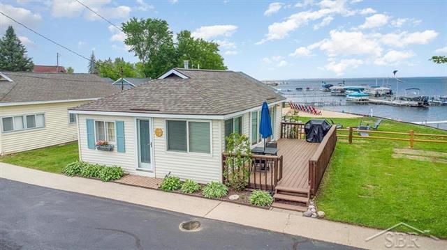 front view picture of 6276 W Houghton Lake Dr # 6, Houghton Lake, MI. 48629
